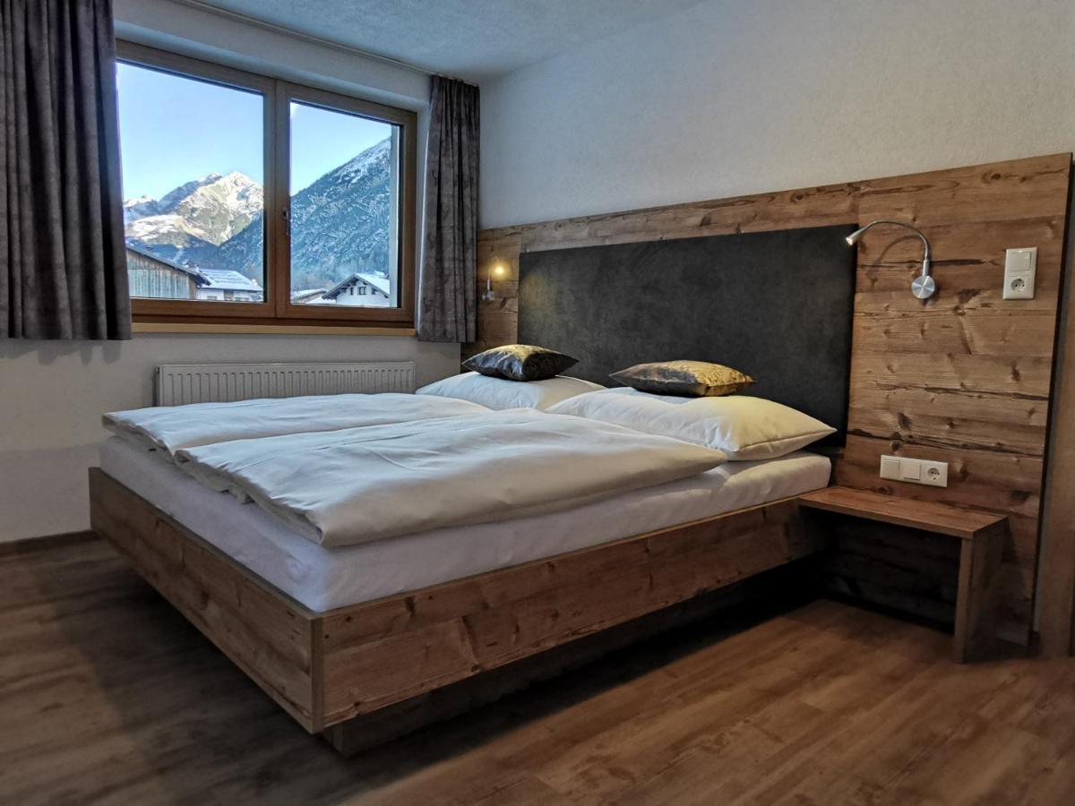 Appartement Bergfuier Holzgau Ngoại thất bức ảnh